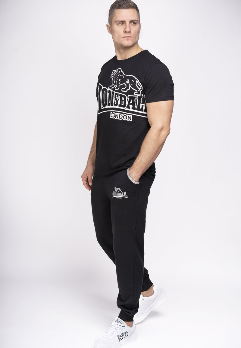 Lonsdale Uomo BANGOR Double Pack T-Shirt, Black/Olive, Extra Large - Foto 7