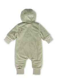 Olivgrüner Fleece-Overall mit Kapuze, gerippten Bündchen an Handgelenken und Knöcheln sowie einer weichen, strukturierten Oberfläche. Keine sichtbaren Verschlüsse oder Muster.