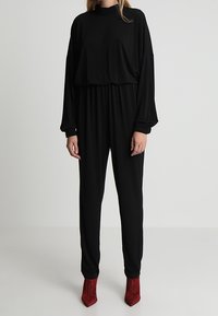 Gestuz Overall / Jumpsuit - black