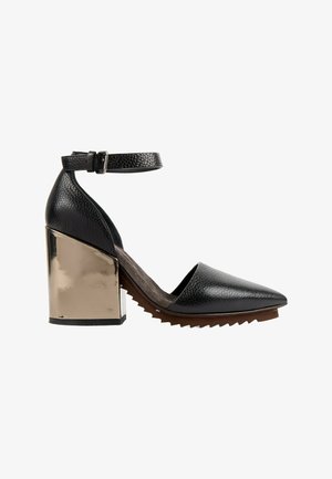 Brunello Cucinelli, Escarpins à talons hauts - black