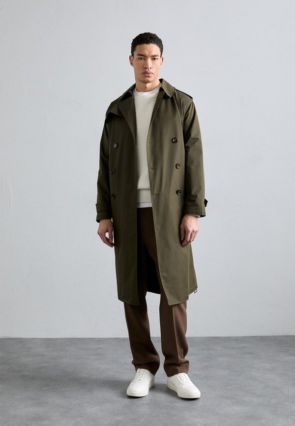 Trenchcoat - military2