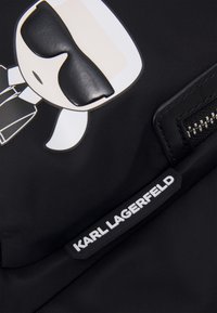 KARL LAGERFELD Dagryggsäck - black
