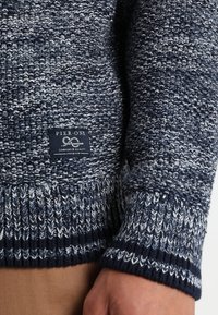 Pier One Stickad tröja - mottled dark blue