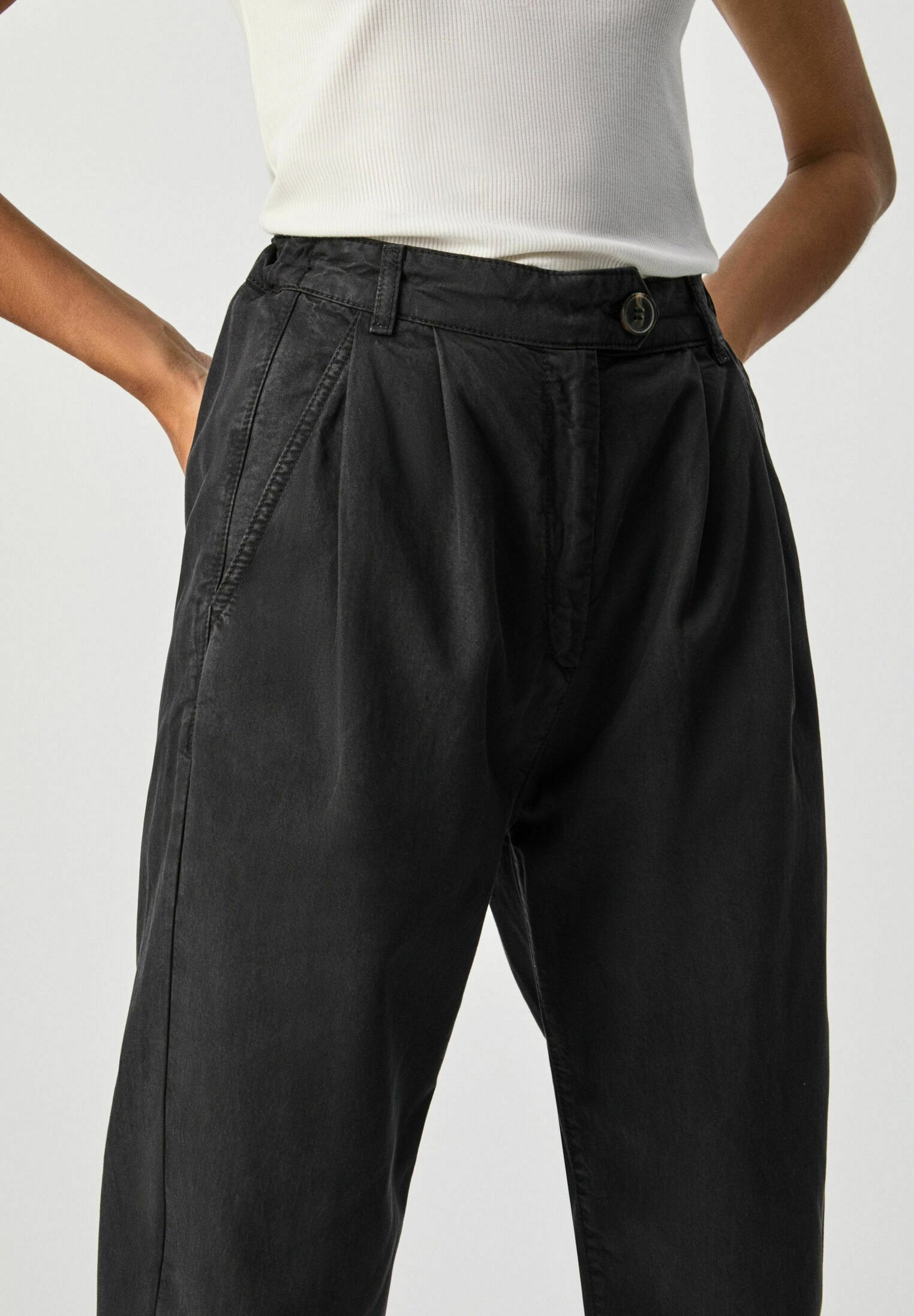 Pepe Jeans PAULA - Trousers - black/dark grey - Zalando.de