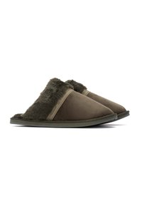 Zapatillas de casa verde oliva con una parte superior de piel sintética texturizada, material de ante suave y una banda de contraste. Diseño de perfil bajo con punteras redondeadas.