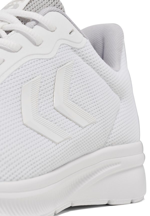 REACH TR BREATHER - Training shoe4