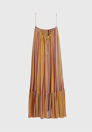 Robe d'été longue et ample avec fines bretelles, rayures verticales jaunes, orange, rose et grises, et un ourlet à volants.