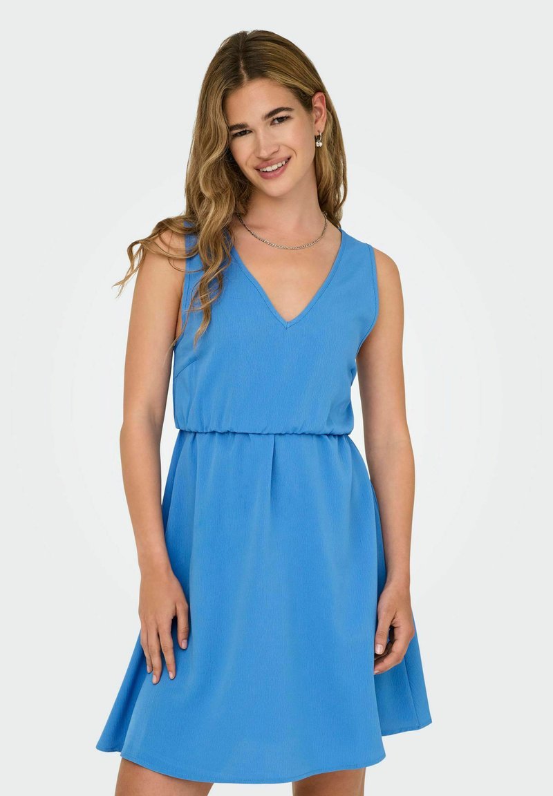 Blauwe mouwloze jurk met een V-hals, elastische taille en uitlopende rok. Glad, lichtgewicht stof met een effen kleur ontwerp.