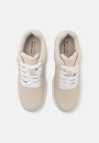 Call it Spring FRESH  - Trainers - bone