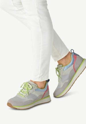 Tamaris Trainers - lt grey comb