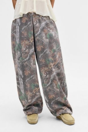 HUNTER BAGGY JOG - Tracksuit bottoms - camo