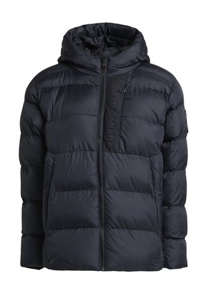 Geacă puffer de culoare bleumarin închis, cu fermoar în față, secțiuni căptușite și glugă. Îmbunătățită cu un detaliu vertical al logo-ului pe panoul fermoarului.