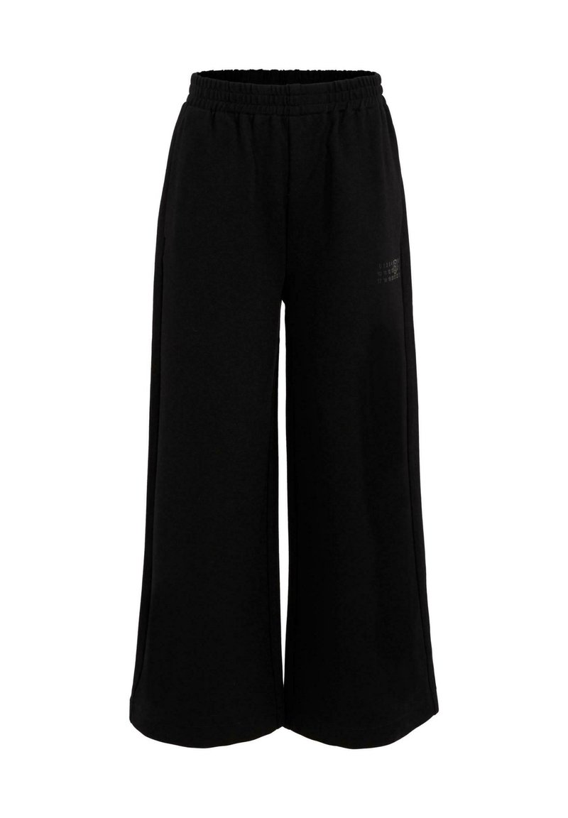 Czarne spodnie o szerokich nogawkach wykonane z miękkiej bawełny, z elastycznym paskiem i dwoma bocznymi kieszeniami. Gładka struktura z minimalnymi detalami marki.