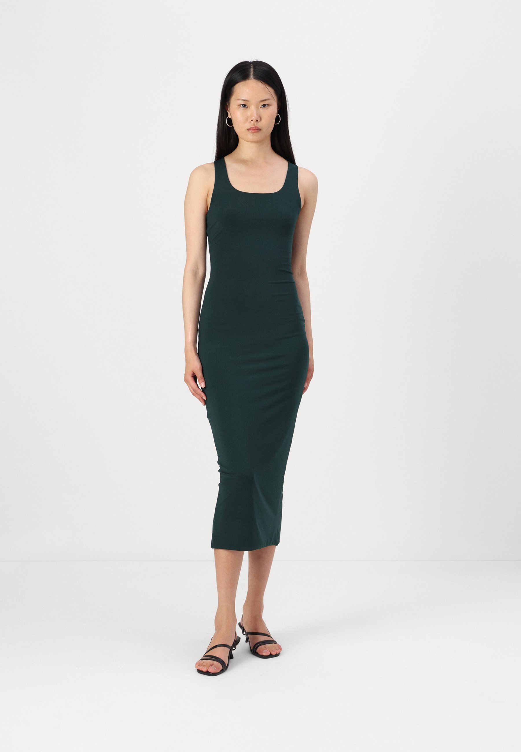 women kelly green dress Kelly Green Halter Maxi Dress main image 0