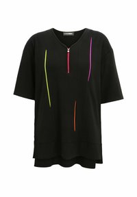 Schwarzes kurzärmeliges Oberteil mit V-Ausschnitt und einem Reißverschluss vorne, das farbenfrohe vertikale Akzente in Grün, Pink und Orange aufweist.