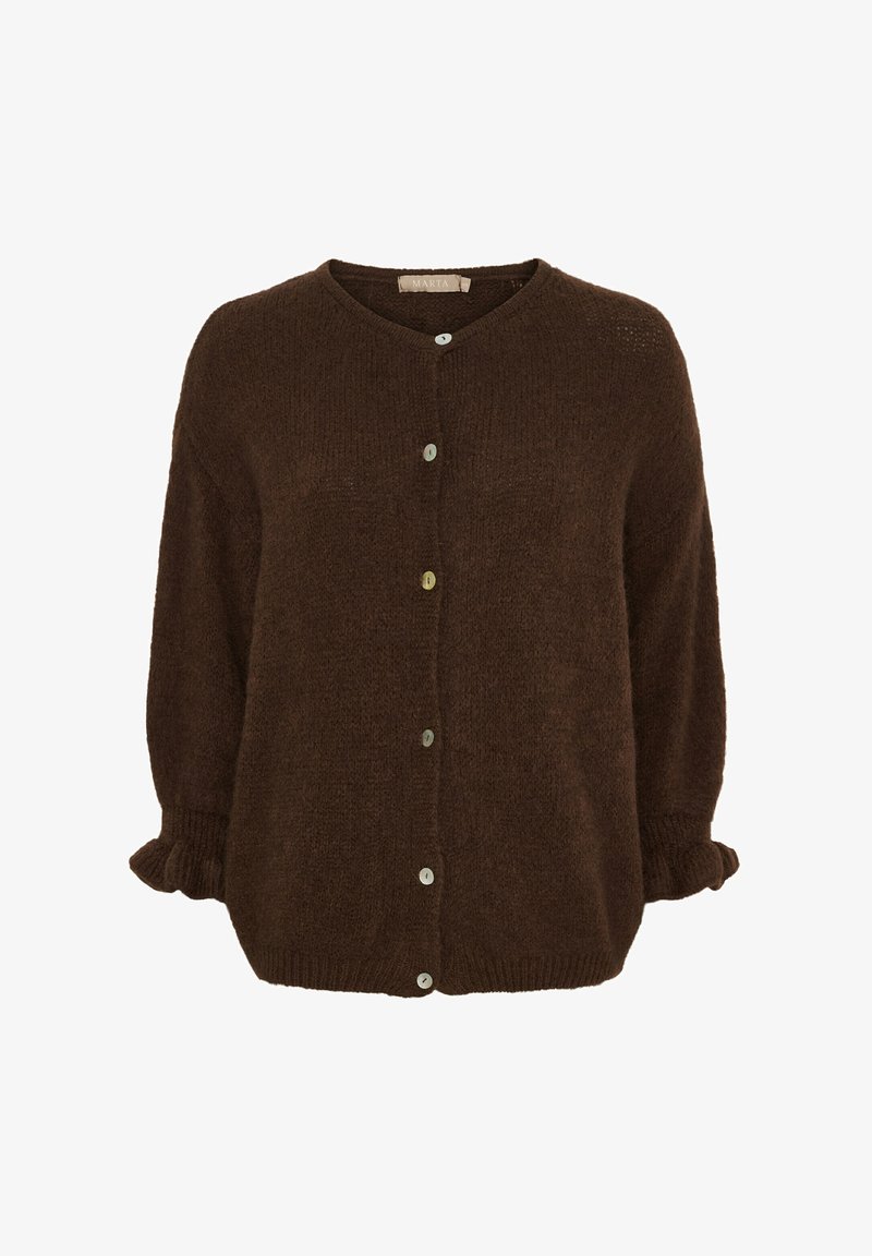 Brun strikket cardigan med rund hals, lange ærmer, knaplukning og rynkede manchetter.
