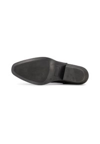 Suela de zapato negra con un diseño liso y plano, con una superficie texturizada para mejorar el agarre. Incluye un pequeño logo y un acento rectangular cerca del talón.