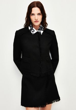 Blazer - black