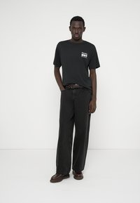 Levi's® EXTRA  - Blugi largi - hold my bag