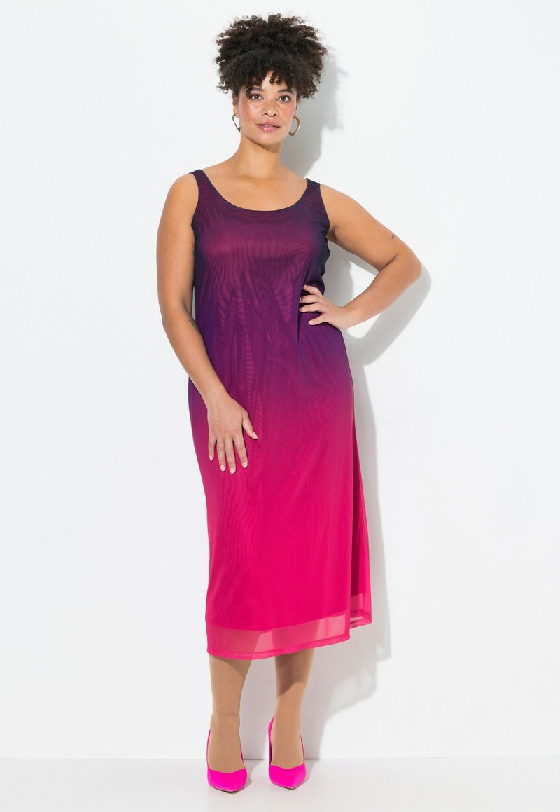 MIAMODA ÄRMELLOSE FARBVERLAUF - Vapaa-ajan mekko - hibiscus pink