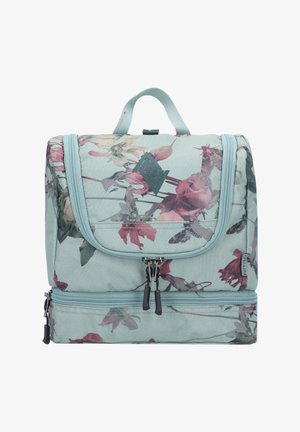Bloemenrugzak met een mintgroene achtergrond, voorzien van een ritsluiting, bovenhandvat en een diamanten logo. De patronen bestaan uit roze en rode bloemen.