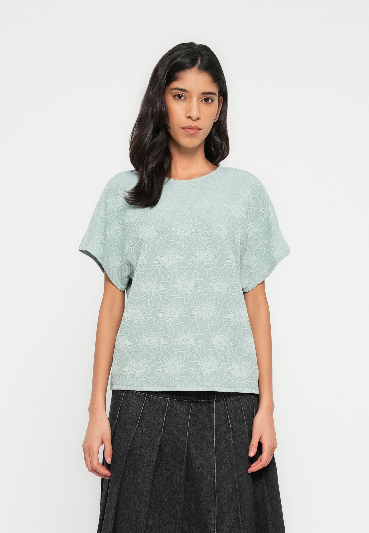 ONLVELMA LOOSE O NECK