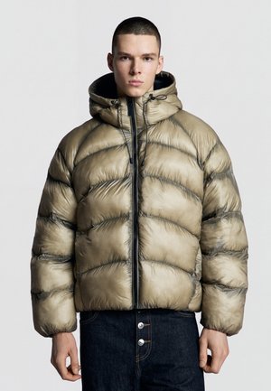 Bershka, TRANSLUCENT-EFFECT - PUFFER JACKET - Zimska jakna - khaki