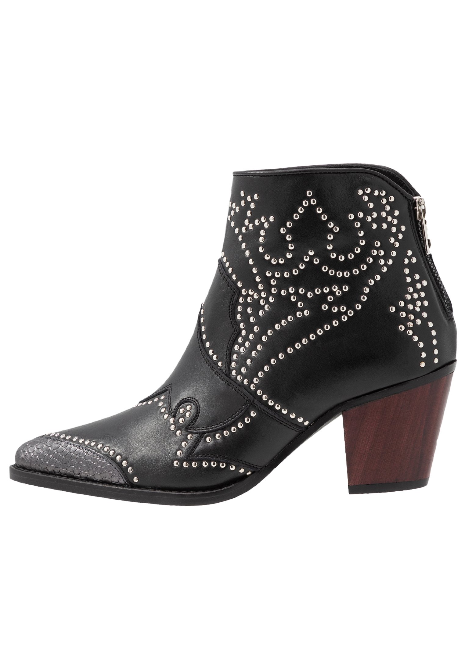 zadig et voltaire cara boots