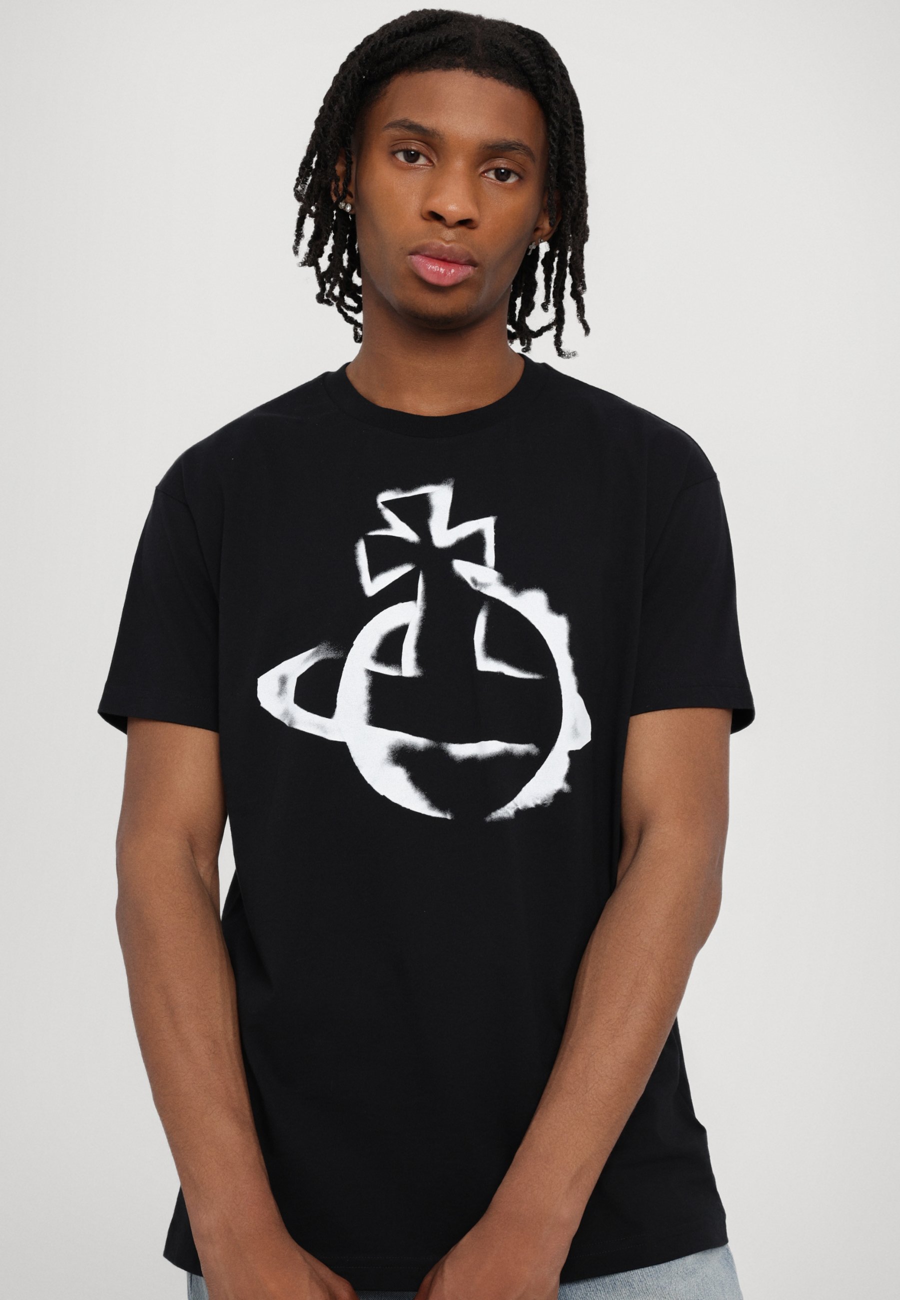 Tシャツ・カットソー VIVIENNE WESTWOOD STENCIL ORB T-SHIRT White Stencil Orb Classic T-shirt by Vivienne Westwood on Sale