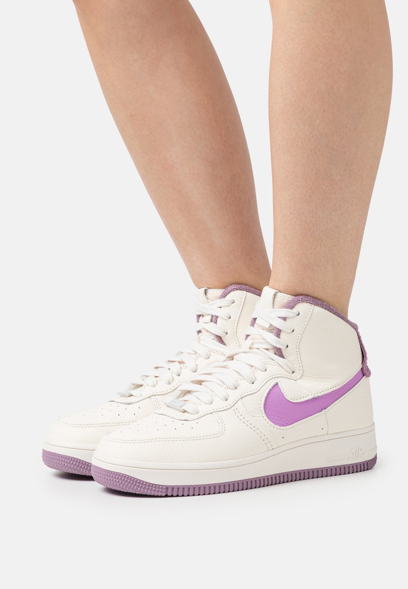 premium pale ivory af1