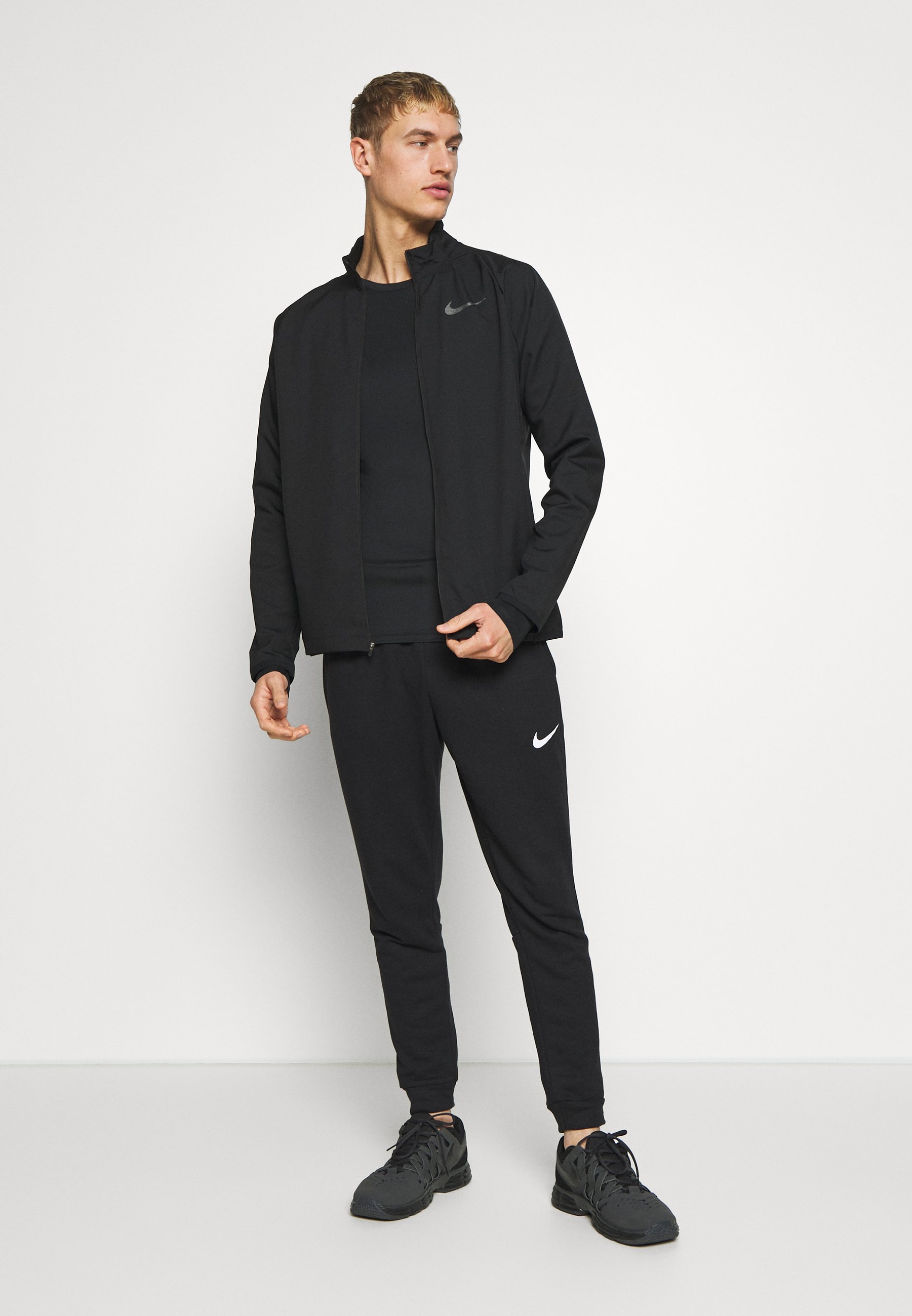 zalando nike performance