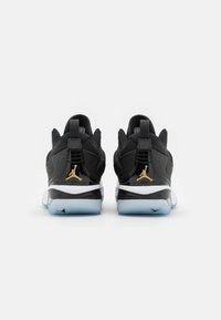 Jordan JORDAN STAY LOYAL 3 UNISEX - Krepšinio batai - black/white/gold