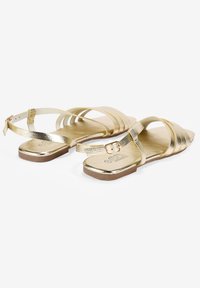 Bosanova CON HEBILLA - Sandals - oro