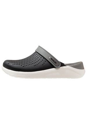 Crocs, LITERIDE - Klapki płaskie