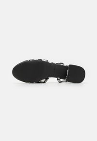 Call it Spring SOFIIA - Decolleté - black/white