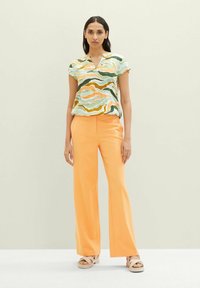 TOM TAILOR Bluse - colorful wavy design