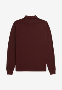 Polo a maniche lunghe bordeaux con colletto, realizzato in tessuto morbido, con una superficie liscia e senza motivi o dettagli visibili.