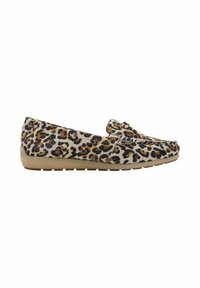 Leopardi-kuvioitu loafer-mokkari, jossa on pehmeä kangasyläosa, koristeellinen rusetti ja joustava beige kumipohja. Pyöristetty kärki ja matala profiili.