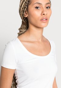 Anna Field 3 PACK - T-shirt básica - black/white/brown