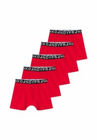 Röda bomullsboxershorts i ett set om fem med svart elastiskt midjeband som har vit text. Slät textur och klassisk snitt för komfort.