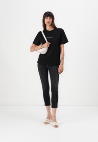 Pinko STREPITOSO LOGO STRASS EASY - T-shirt print - nero limousine