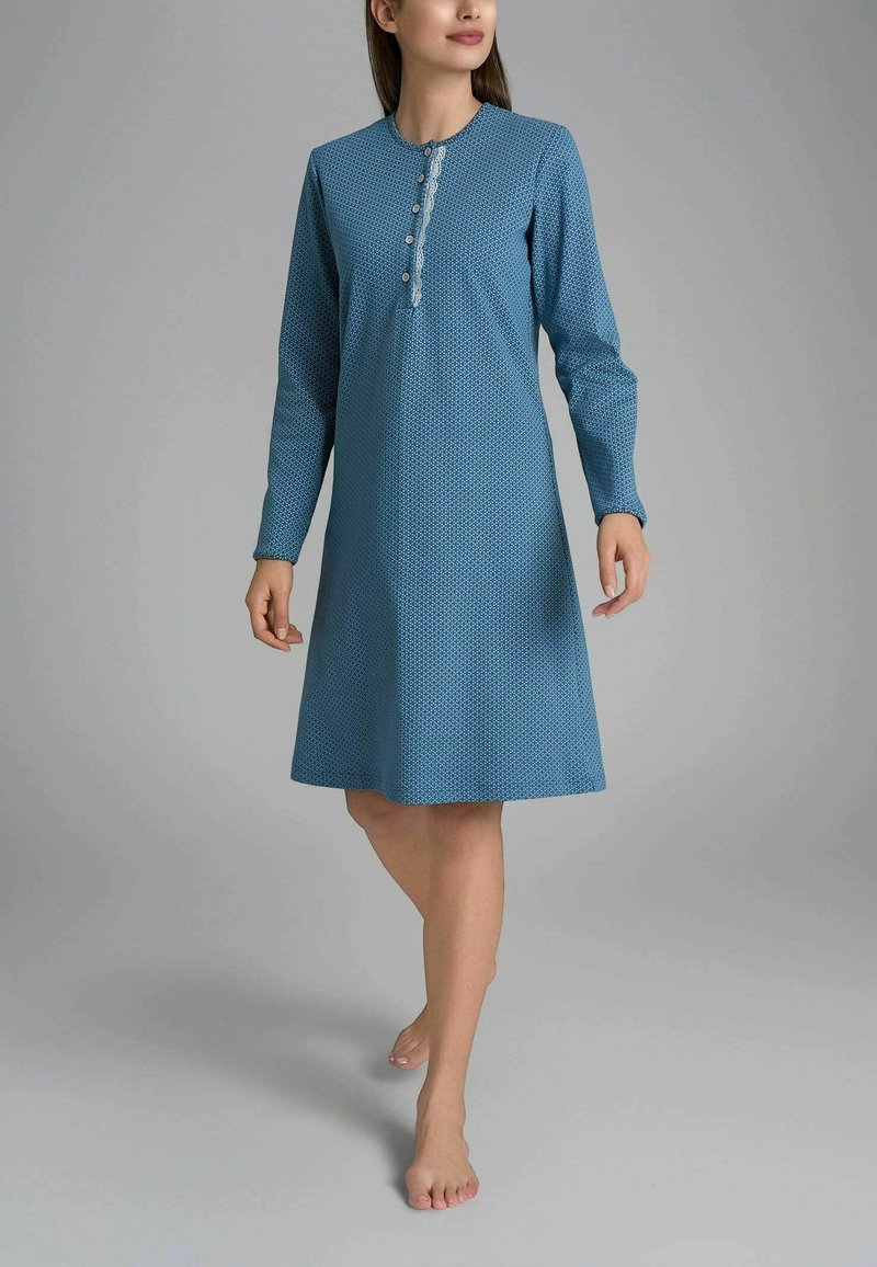 Camicia da notte blu a maniche lunghe con scollatura rotonda, abbottonatura e un motivo geometrico; tessuto leggermente strutturato, lunghezza fino al ginocchio.