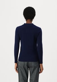 pure cashmere CLASSIC SWEATER - Pulóver - navy
