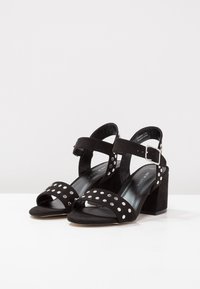 New Look Sandaalit nilkkaremmillä - black