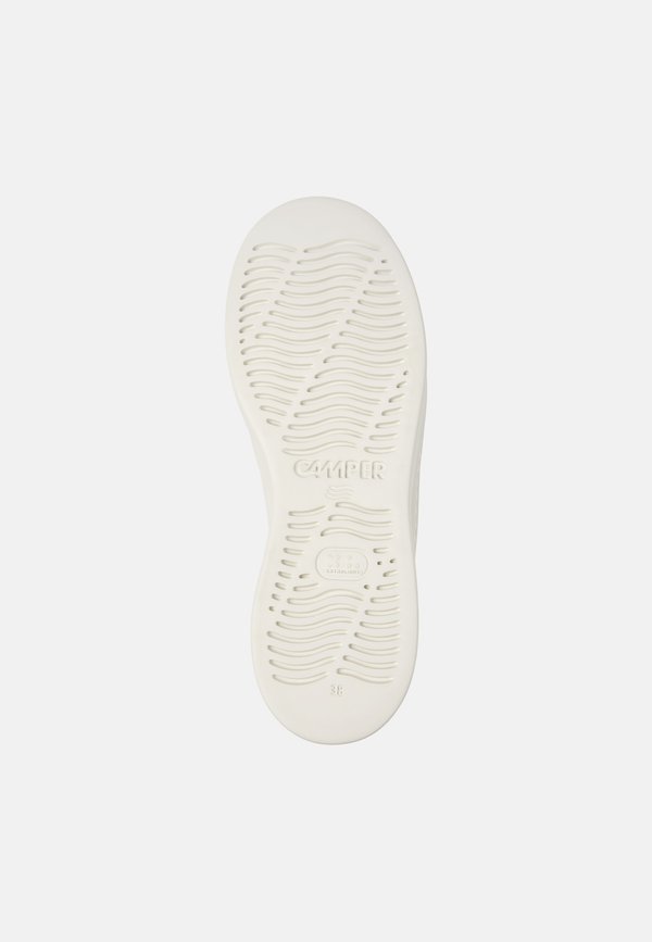 TWINS - Trainers - weiß nackt2