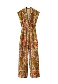 Mono de estampado paisley multicolor con mangas cortas, diseño envolvente, cintura anudada y pantalones de pierna ancha en una tela suave y ligera.