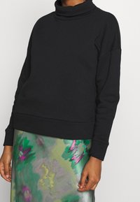 Noisy May Sudadera - black