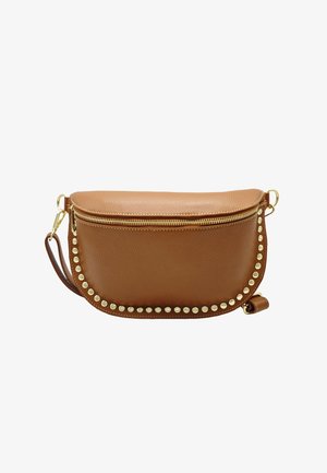 Sacoche en cuir tan avec une forme incurvée, fermeture éclair dorée et clous décoratifs dorés le long du bord avant. Dispose d'une seule sangle.