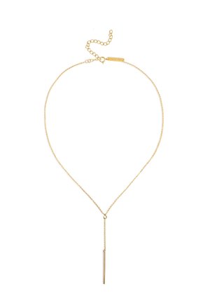 Delikatny złoty łańcuszek z regulowanym zapięciem i pionowym wisiorkiem w kształcie pręta wiszącym na środku.