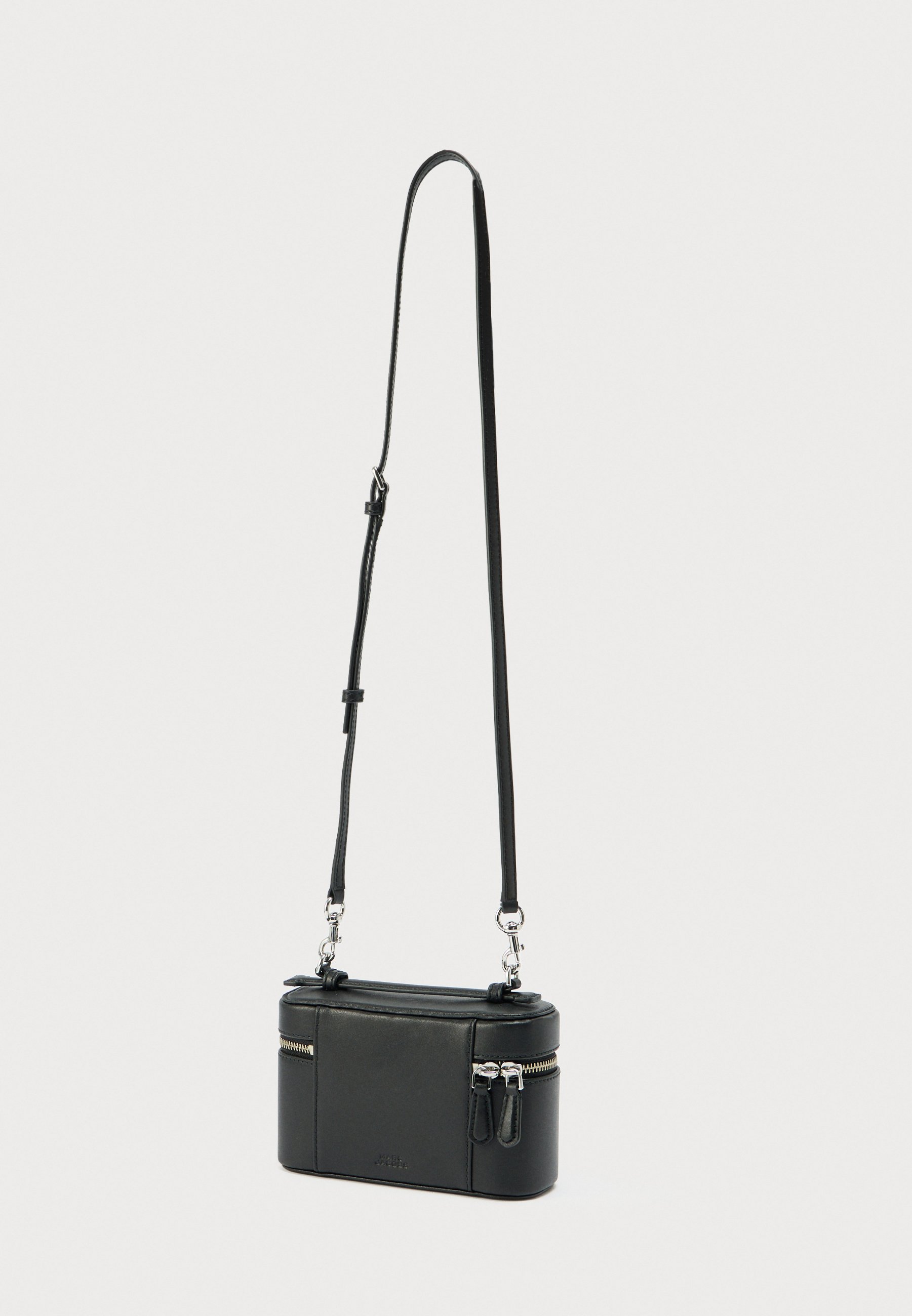 MICHAEL Michael Kors JANA - Geantă de mână - black/negru - Zalando.ro